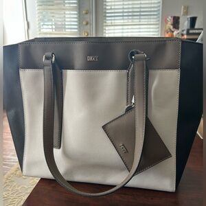NWT DKNY Grayson Small Tote Bag (medium sized purse).